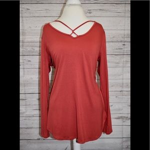 Long sleeve top with neck detail